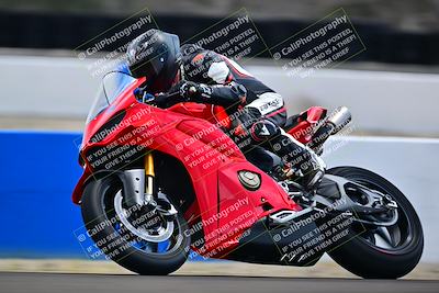media/Apr-18-2025-TrackDaz (Fri) [[45f5874c44]]/B Group/Session 4 (Turn 6 - Outside)/